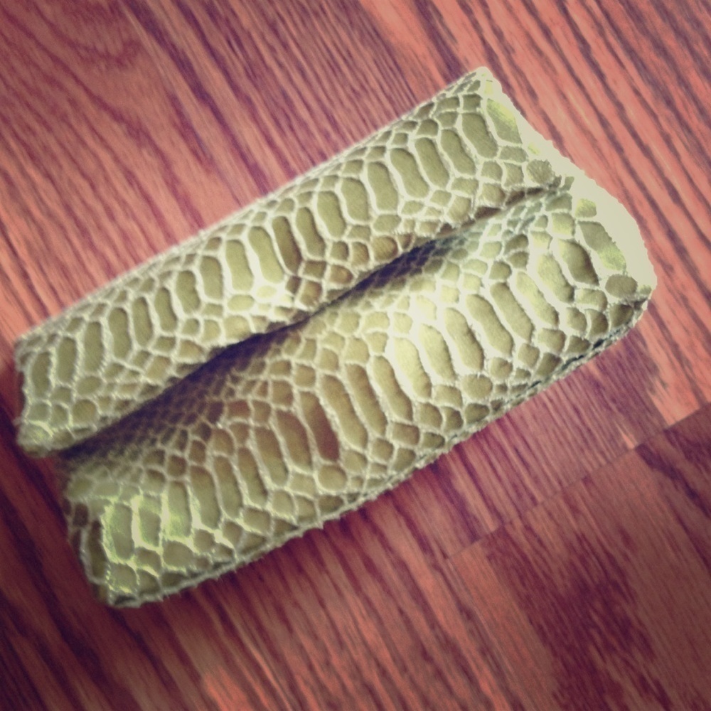 Green lizard textured Eyeglass case/ Mini clutch